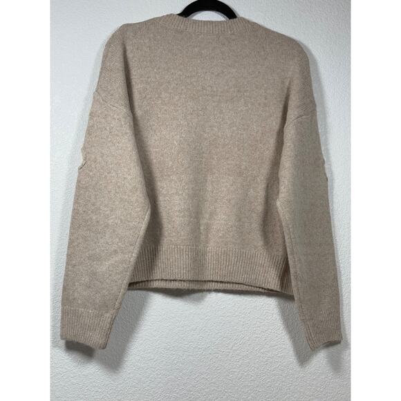Threaded Leaf Women’s Beige Sweater With White Heart Appliqués Size L - Picture 2 of 8